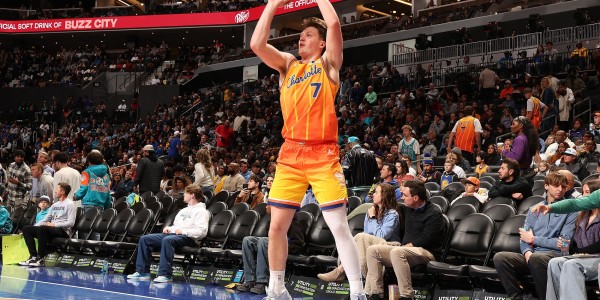 九游平台APP-未来可期！克尼佩尔生涯前46场命中150+三分 NBA历史最快